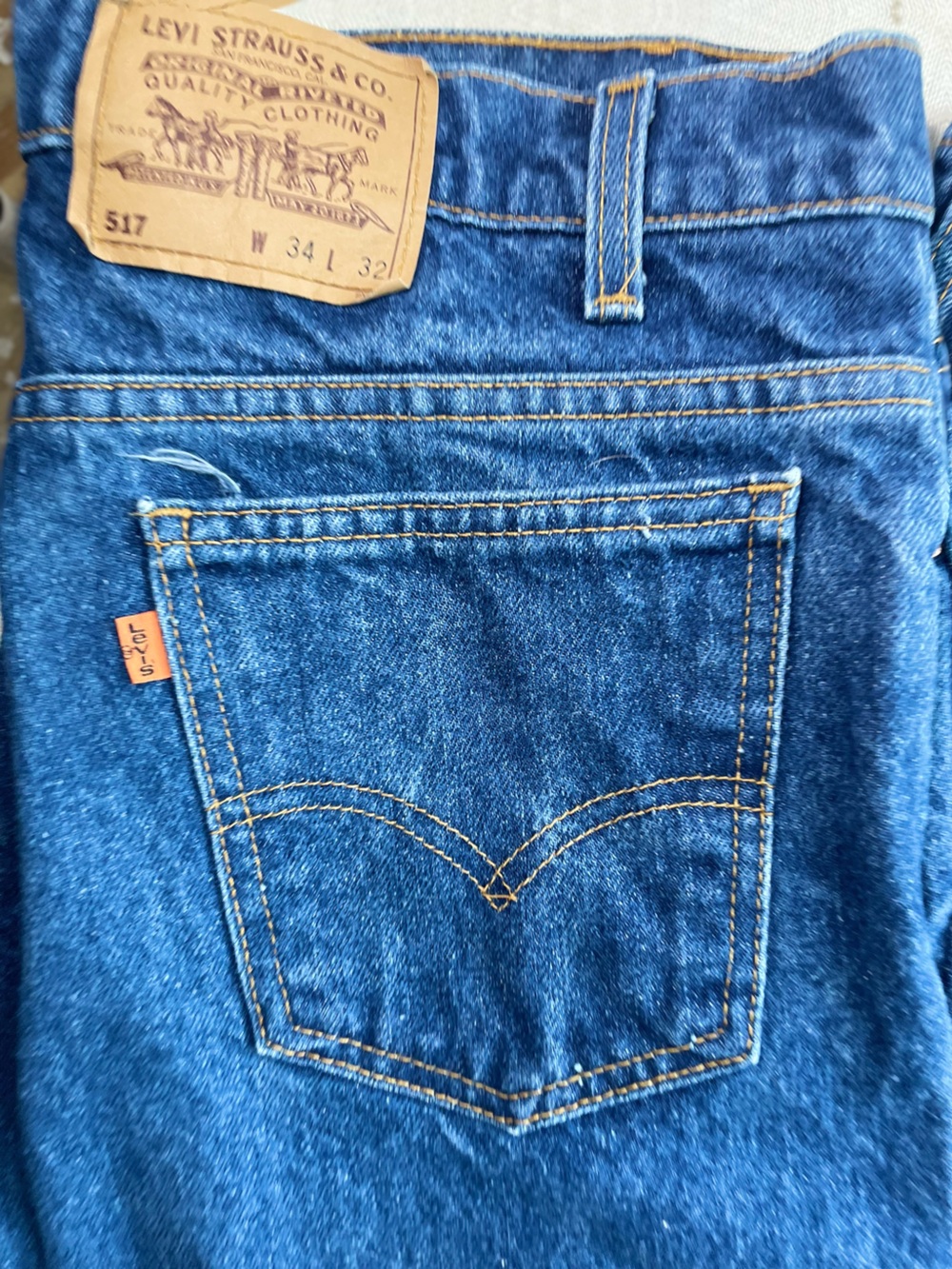 Vintage Levi’s 517 Orange Tab Jeans - Picture 5 of 9